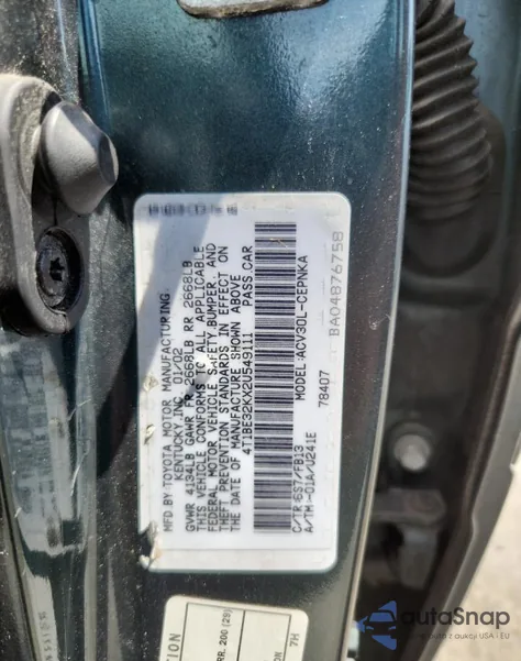 2002 Toyota Camry Le z USA, uszkodzony, nr VIN 4T1BE32KX2U549111